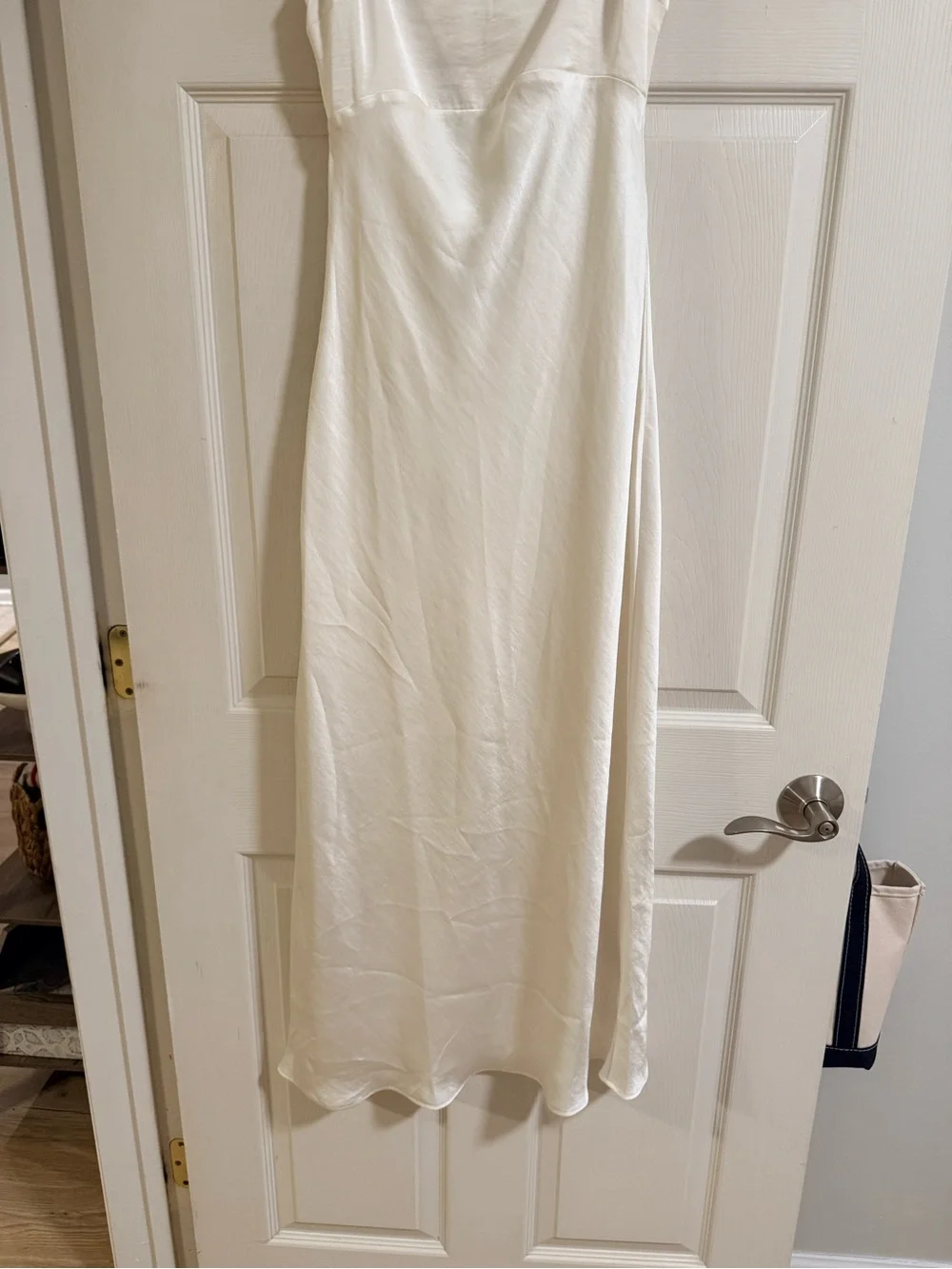 Abercrombie & Fitch elegant ivory